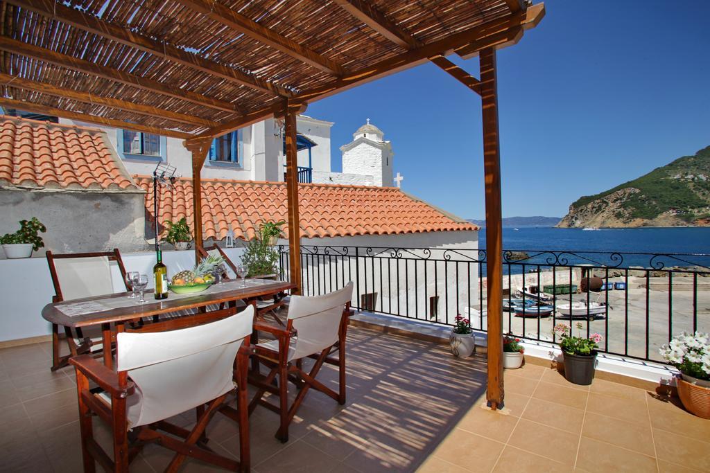 Villa Yiannoula Skopelos stad Exteriör bild